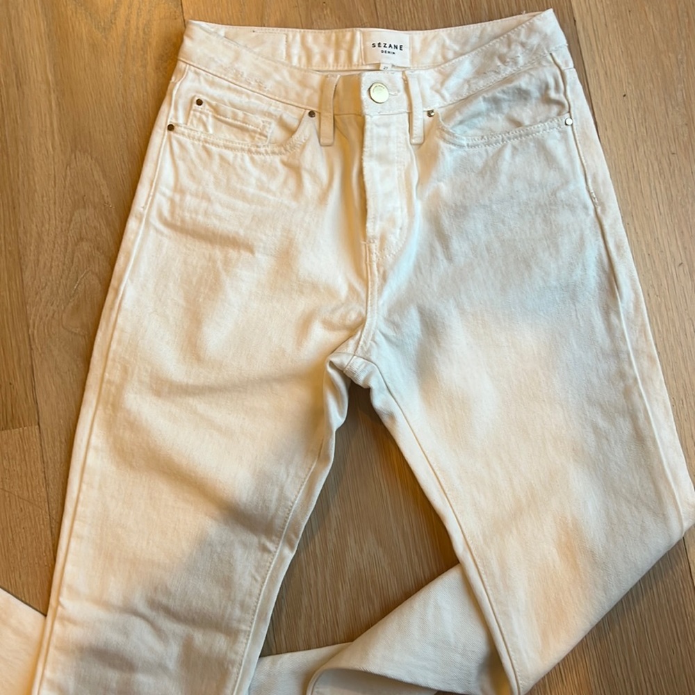 Sézane ivory denim size 27 fits like 25/26 waist 12.5” laying flat light stretch